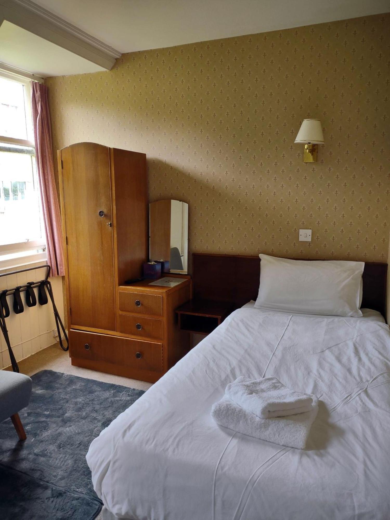 The Stromness Hotel Exterior photo
